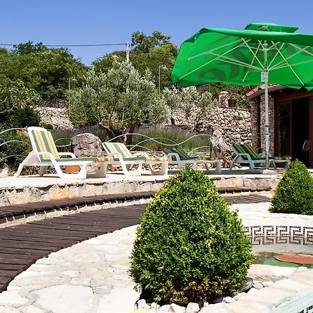 Unique Dalmatian House * Grabovac (Split-Dalmatia)