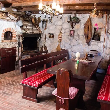 Unique Dalmatian House Willa Grabovac (Split-Dalmatia)